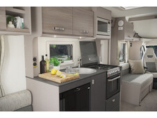 2023 Swift Edge 464 Fiat Ducato Motorhome (Manual)