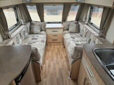 2011 Coachman Amara 450/2